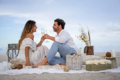 Qué destinos románticos incluir en tu luna de miel